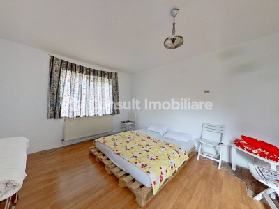 OPORTUNITATE | Casa cu 4 camere | Zona centrala