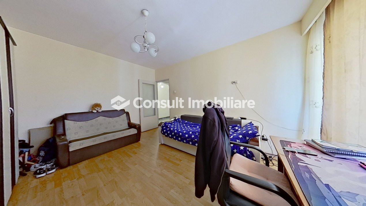 Apartament cu 3 camere decomandate | Etaj intermediar | Expo Transilavnia