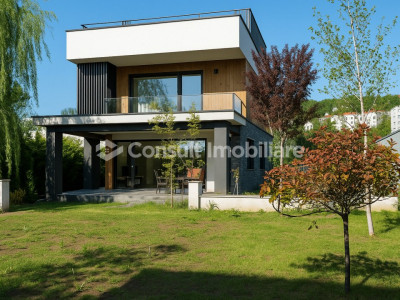 Casa / Vila de vanzare | Borhanci
