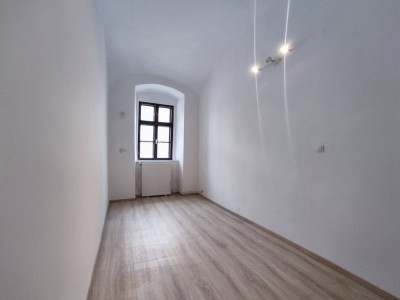 Apartament 1 camera | Central | Zona strazii Avram Iancu